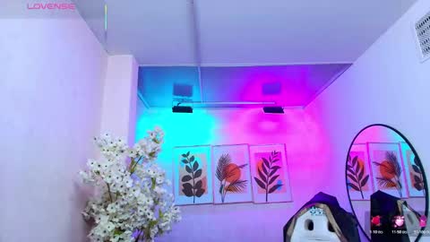 Theia  online show from November 24, 12:26 pm