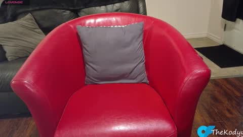 thekodyy online show from October 14, 7:11 am