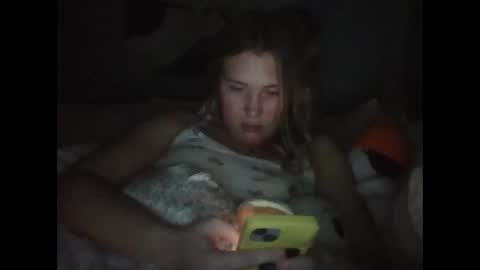 Little Bambii online show from December 16, 4:08 am