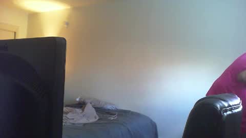 theman18951pa online show from January 2, 3:29 pm