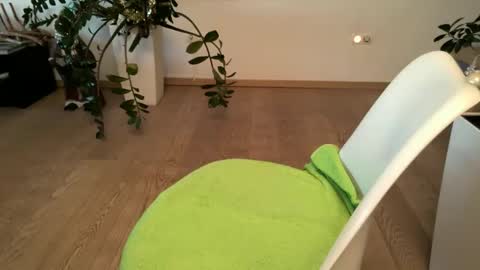 themanofyourdreams69 online show from December 17, 2:57 pm