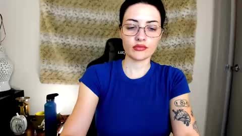 themelrose online show from September 28, 11:25 pm