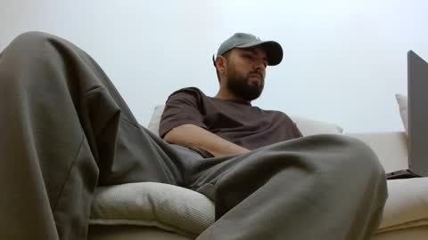 TheMonarchGoat online show from April 14, 5:27 pm