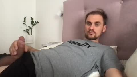 theonetojerkwith online show from September 27, 7:39 am