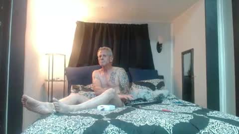 theoneyouwanttwofuck online show from September 30, 5:07 am