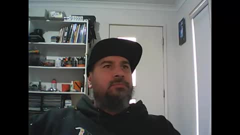 aussiebeard online show from October 1, 1:59 am