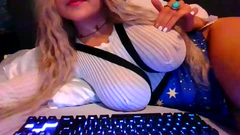 the peach princess  online show from September 12, 5:15 pm