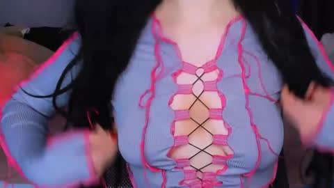 Snapshot of thepretty_kitty chatting on October 21, 4:54 pm thepretty_kitty online show from October 21, 4:54 pm