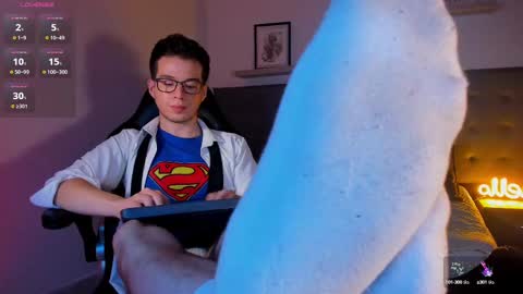 Snapshot of therealmartincox chatting on October 9, 4:45 pm 4th online show from October 9, 4:45 pm