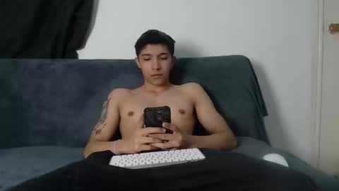 thesaint_xxx online show from October 27, 4:34 am