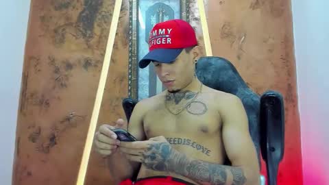 theskinny8inch_ online show from September 26, 6:43 am