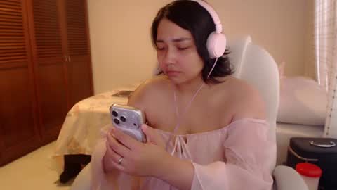 Mai online show from July 7, 8:57 pm