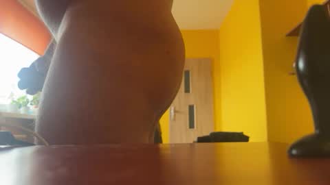 thev1nt online show from April 6, 7:31 am