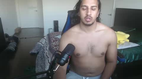 theworldisavampire2 online show from September 18, 10:03 pm