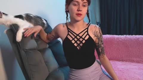 theysaidimcute online show from October 2, 9:57 pm