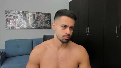 thiago_driussi online show from October 15, 12:50 pm