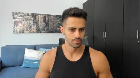 thiago_driussi online show from December 19, 4:02 pm