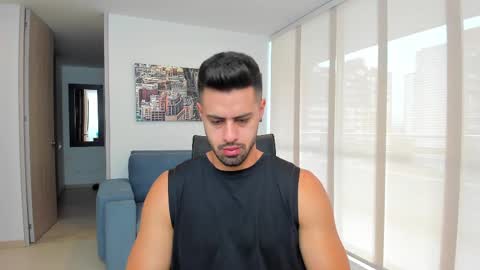 thiago_driussi online show from February 16, 1:05 pm