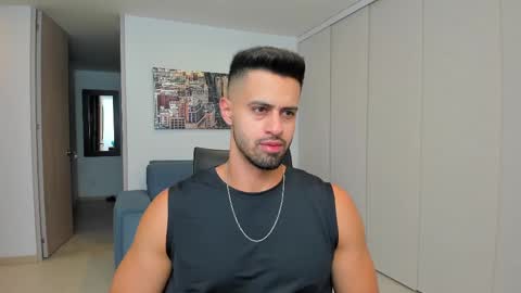 thiago_driussi online show from February 26, 11:52 pm