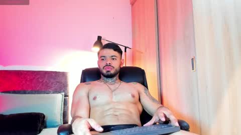 thiago online show from May 17, 5:16 am