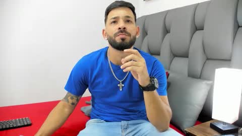 Thia Gomez online show from March 12, 7:17 pm