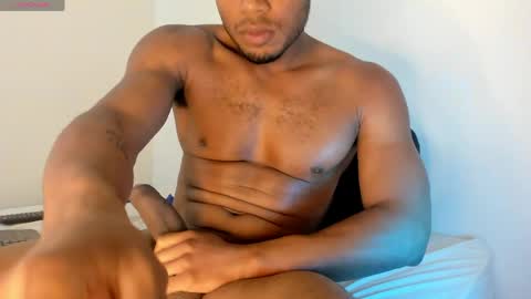 Thiago Instagram   online show from April 20, 11:19 pm