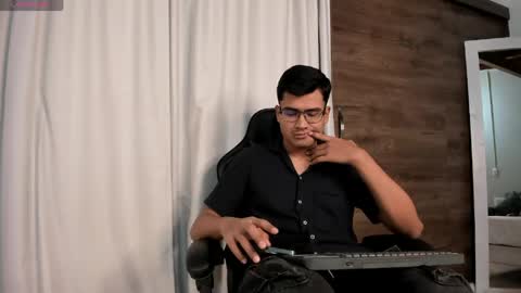 thiagovega_ online show from June 7, 3:55 am