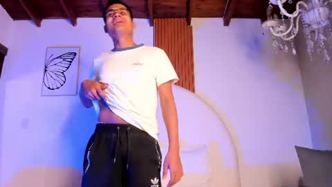 thiagovega_ online show from July 25, 6:33 am