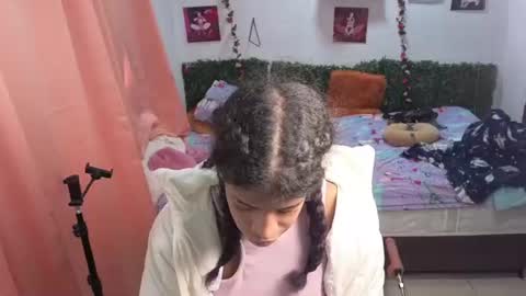 thiana_horny online show from July 6, 1:41 pm