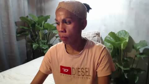 gil online show from April 2, 10:49 pm