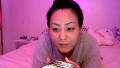 thickassazn93 online show from October 2, 12:31 am