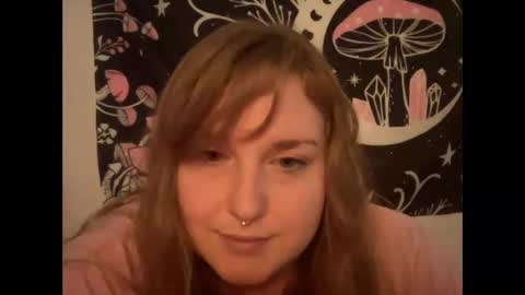 Ariel online show from February 24, 8:36 pm