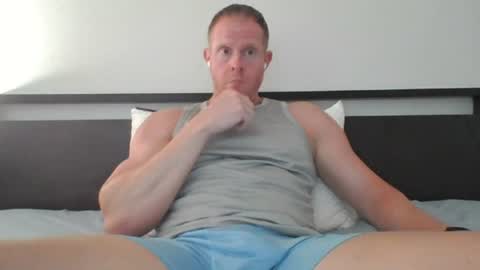 thickkredd8 online show from July 31, 10:55 pm
