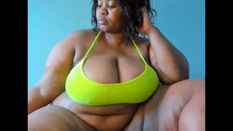 thickleeyanax online show from September 14, 12:28 pm