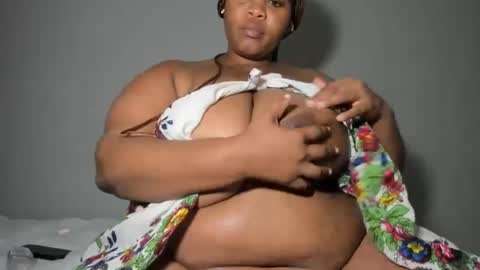 thickleeyanax online show from February 13, 6:37 pm