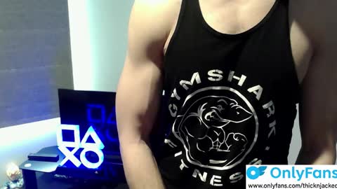 Snapshot of thicknjacked chatting on September 18, 8:24 pm Thick AND Jacked online show from September 18, 8:24 pm