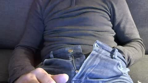 Thickru online show from December 31, 3:31 pm
