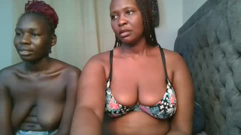 thicky_rue2 online show from July 18, 1:51 am