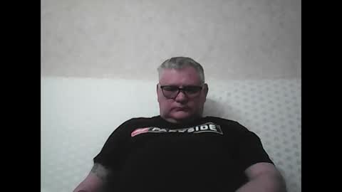 Snapshot of thierrysymp chatting on February 17, 6:17 pm Thierrysymp online show from February 17, 6:17 pm