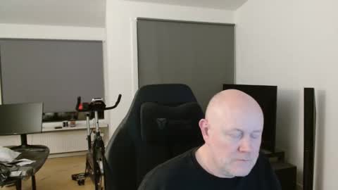 thomas315627 online show from March 28, 10:44 pm