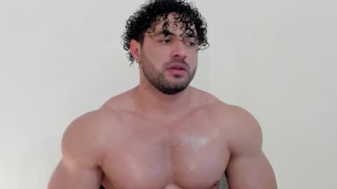 Thomas Brandon online show from November 29, 7:05 am