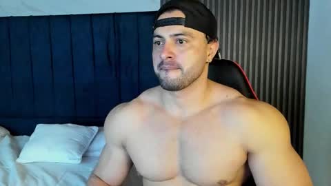 Thomas Brandon online show from December 4, 6:13 am