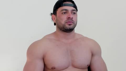 Thomas Brandon online show from November 27, 6:21 am