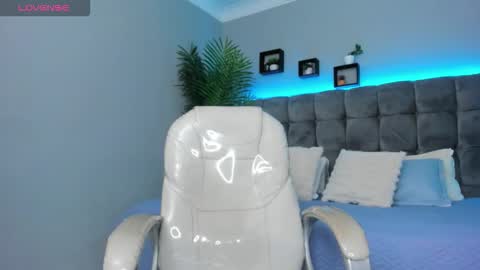 Thomas online show from February 28, 2:32 pm