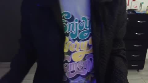 Snapshot of thomascooper_cams chatting on February 3, 12:36 am VALERIA online show from February 3, 12:36 am