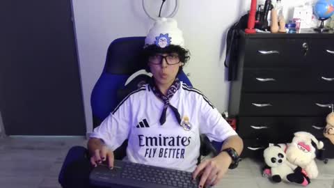 VALERIA online show from April 15, 8:09 pm