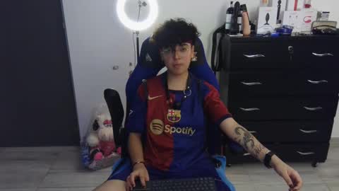 Snapshot of thomascooper_cams chatting on February 25, 9:26 pm VALERIA online show from February 25, 9:26 pm