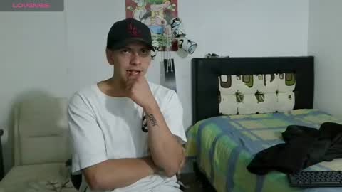 thomasjons online show from July 30, 2:34 am