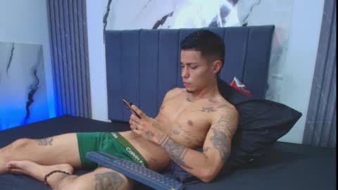 thomass_conor online show from March 10, 12:59 am