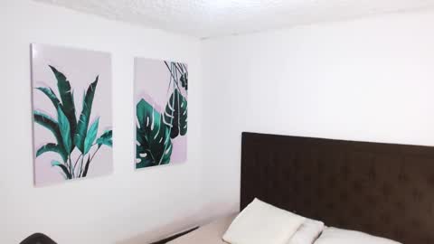 Thomas Turner online show from October 25, 1:50 am